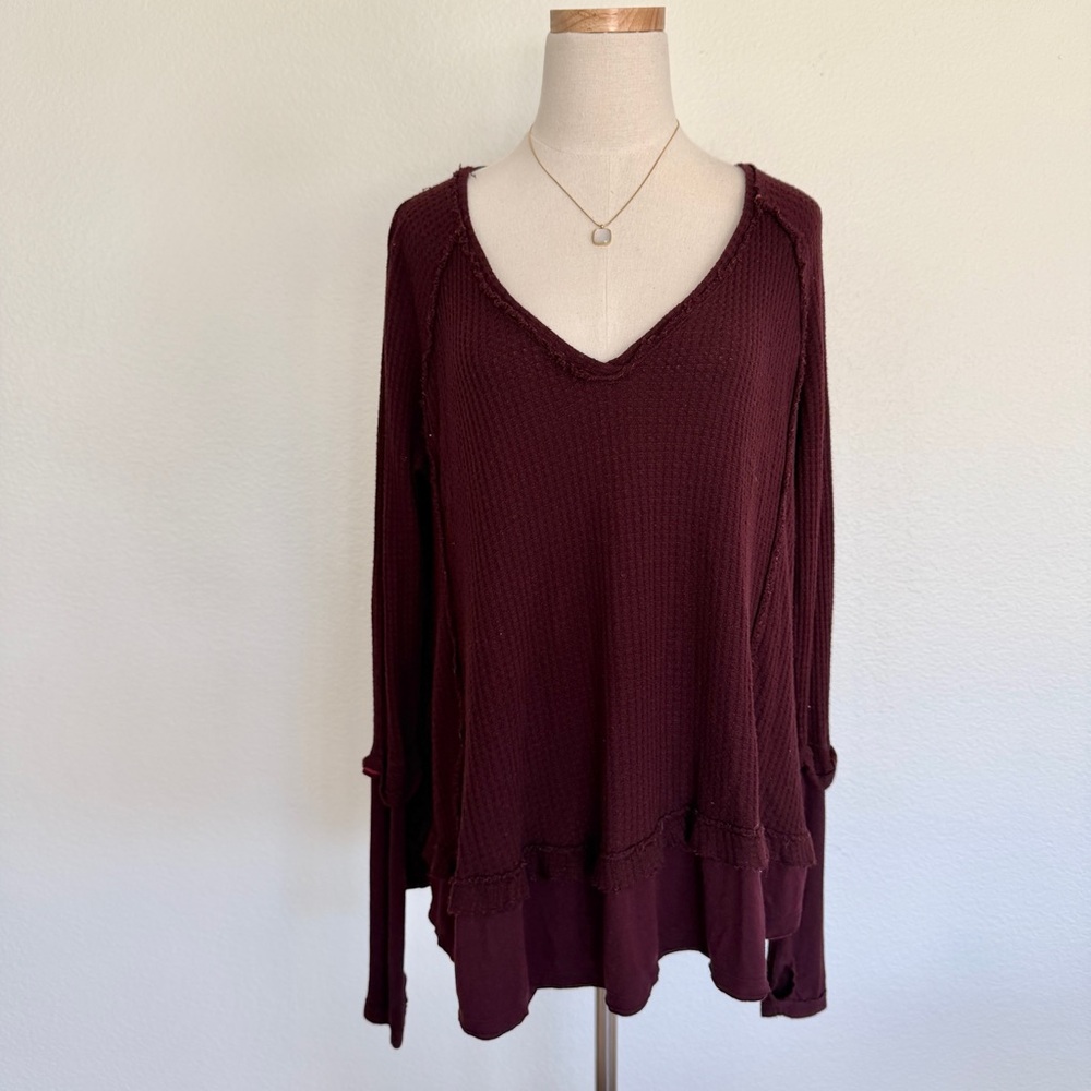 โฅ๏ธ FP Maroon Red Laguna Thermal Waffle Knit Long-Sleeve Tunic Top w/ Thumbholes - Picture 4 of 16